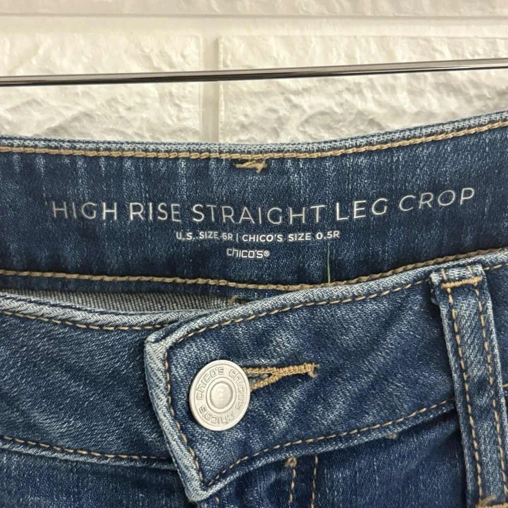 CHICOS WOMENS JEANS SIZE 0.5R US SIZE 6R  CROP HIGH RISE STRAIGHT LEG DISTRESSED - Picture 5 of 12